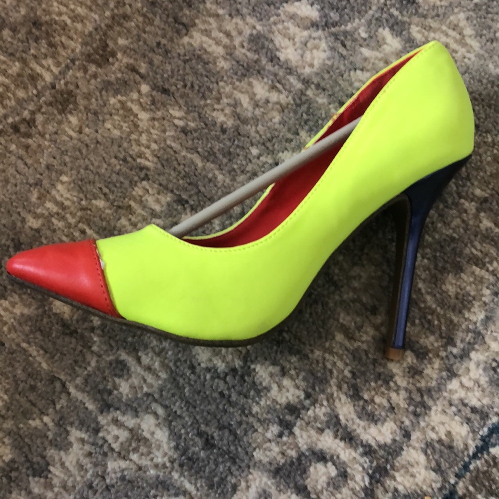 Fun Bright Heels sz 7